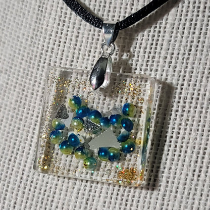 Boxy Dotts Pendant Charm - BluSparkle