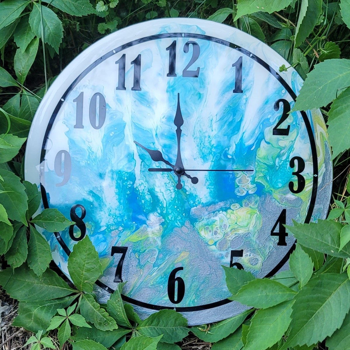 Handmade 12" Acrylic Fluid Art Wall Clock with Resin - BluSparkle